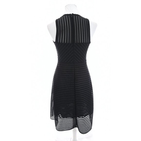 Belle Badgley Mischka Pleated Fit and Flare Black Crochet Mesh Stripe Dress Sz 2 - Picture 6 of 9